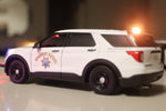 1/24 2022 California Highway Patrol Polar Bear FPIU w/ Working Lights